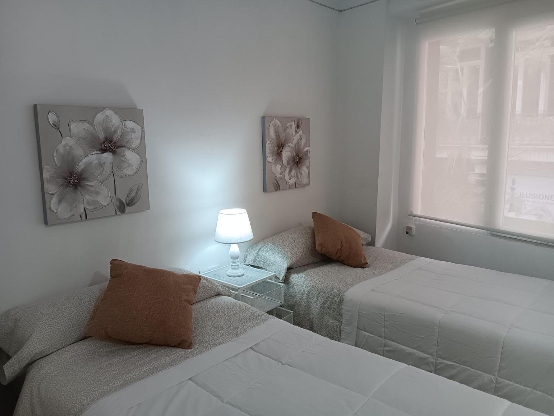 Apartamento Familiar Centro Historico Plaza Ayuntamiento "Ciutat Vella" Valencia Ngoại thất bức ảnh