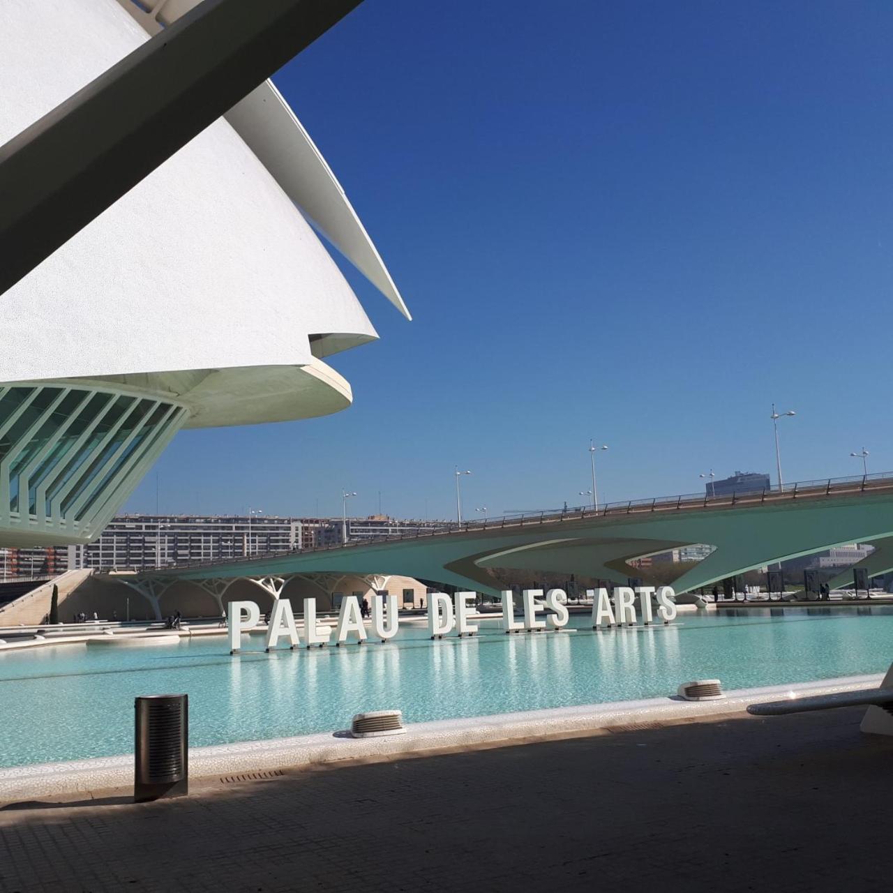 Apartamento Familiar Centro Historico Plaza Ayuntamiento "Ciutat Vella" Valencia Ngoại thất bức ảnh